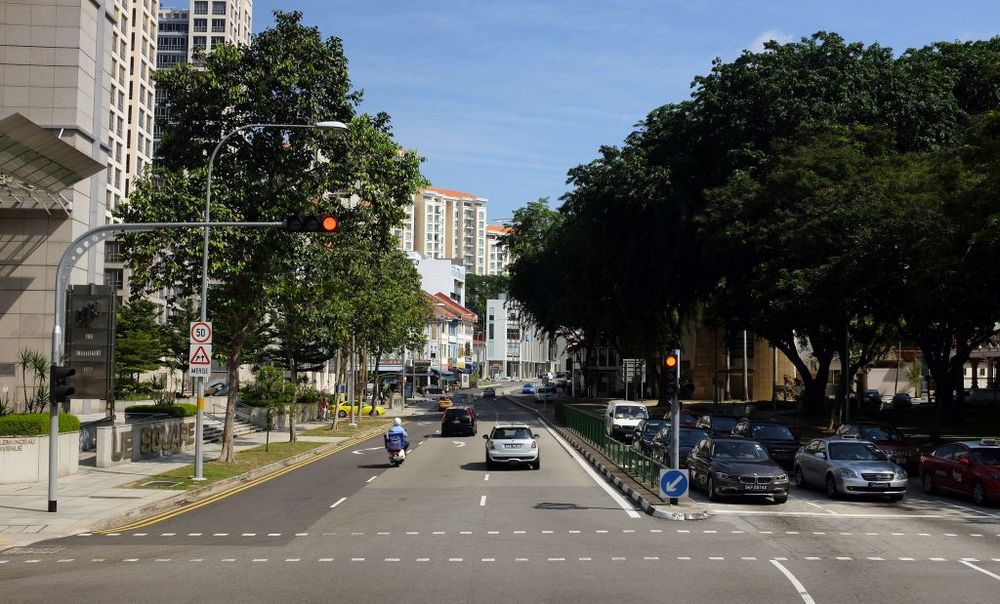 River Valley Road (credit: Jnzl's Public Domain Photos, Flickr Commons)